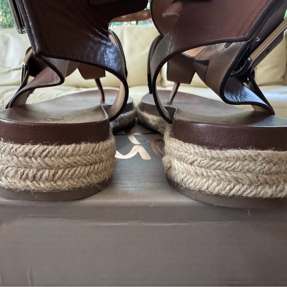 Crown Vintage Brown Sandals for Women - Picture 5 of 6